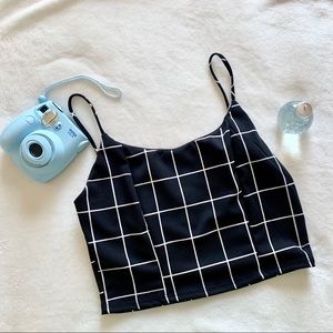 NWOT Adara Black w/White Crop Top